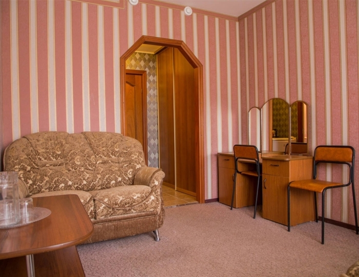 Стандарт 1-местный 2-комнатный 1 категории 4 корпус 2* - Санаторий «Зеленая роща» Уфа